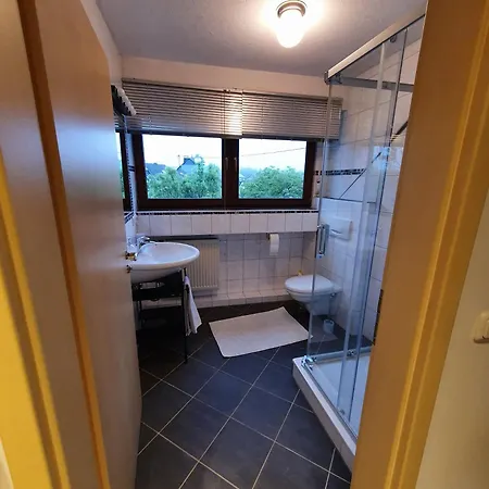 דירה Ferienwohnung Meuspath